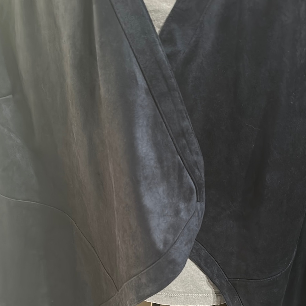 Unique Winged Open Front J.Jill Navy Blazer - Picture 4 of 12